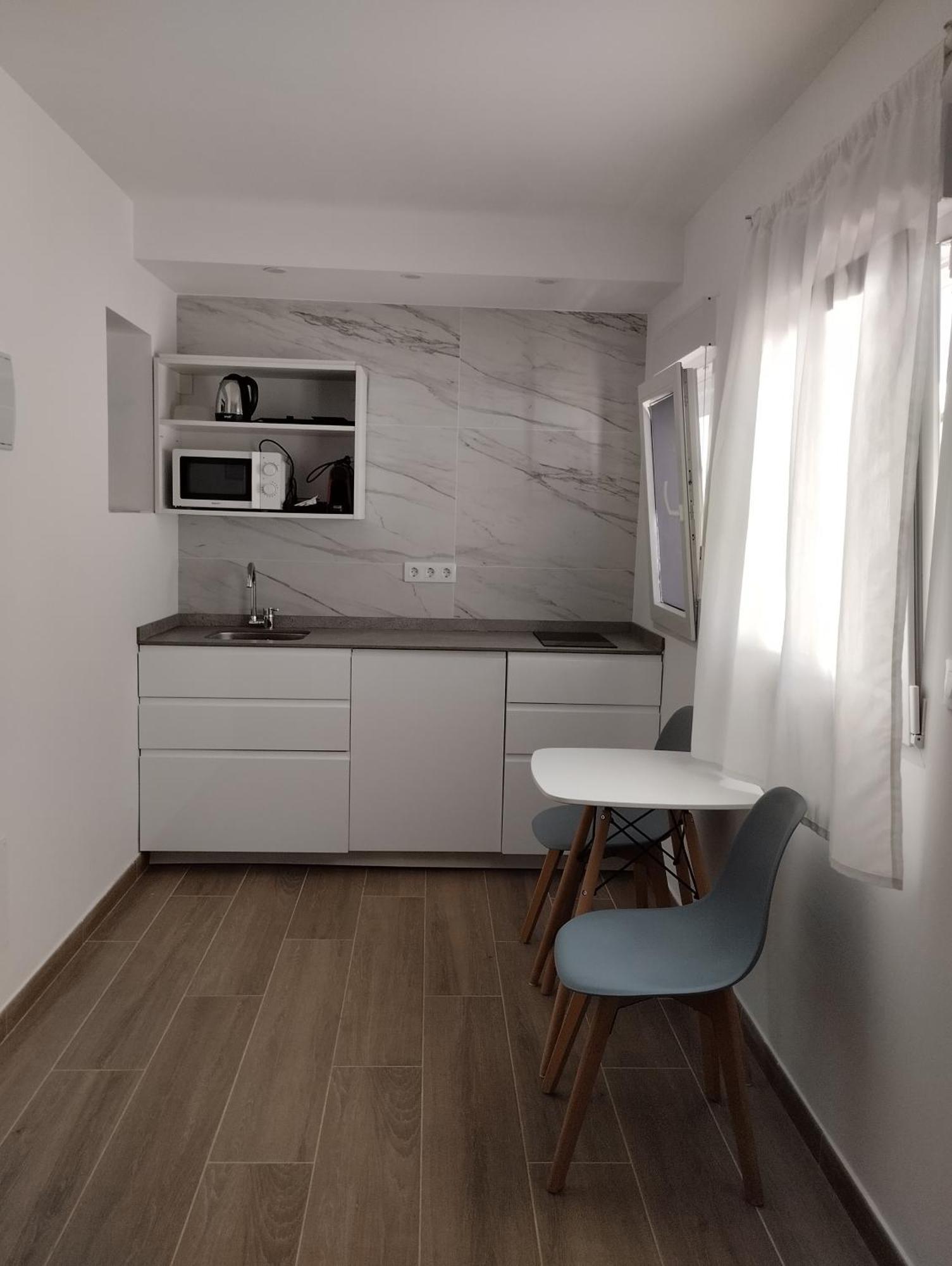 Apartamentos Y Habitaciones Kai Marbella (Adults Only) Ngoại thất bức ảnh